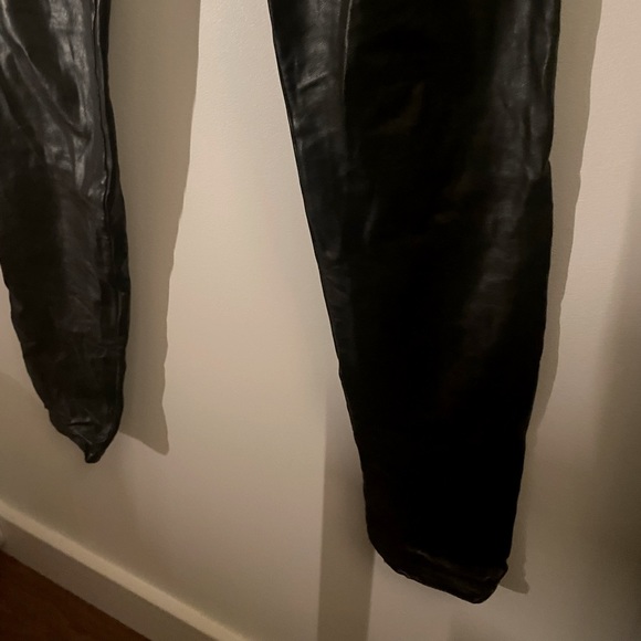WILFRED ARITZIA - Daria high-waisted vegan leather leggings - Picture 4 of 6